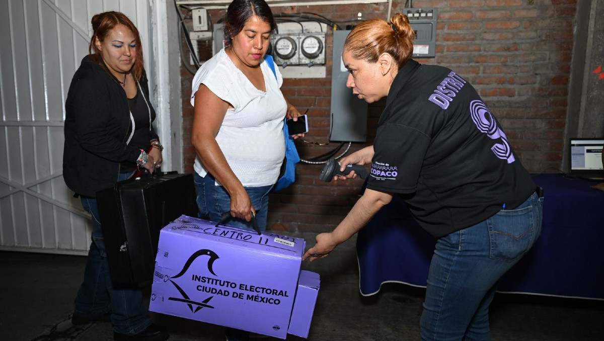 Las personas recibieron respaldo inmediato de las autoridades electorales. | Foto: X @iecm
