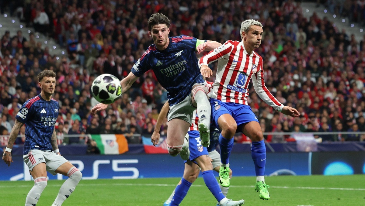 Arsenal y Atlético de Madrid  se juegan el pase a la gran final de la Uefa Champions League. (Reuters)