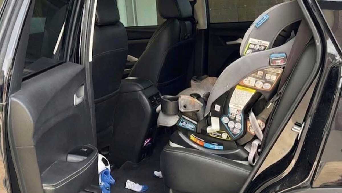El cuerpo del menor fue localizado en la camioneta con quemaduras de primer grado. | Foto: Especial
