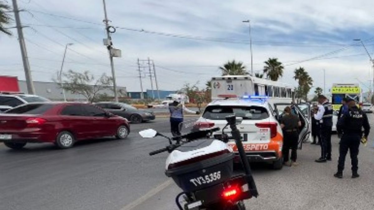 Un hombre de 45 años perdió la vida de manera instantánea tras ser impactado por un vehículo en el acceso Torreón-Matamoros hacia Mieleras.| Especial.