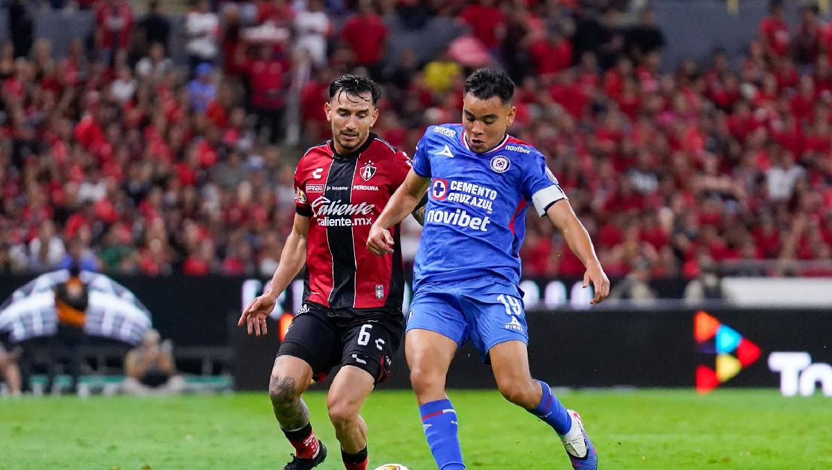 Confirman el cuerpo arbitral para el Cruz Azul contra Atlas de la liguilla (Imago7)