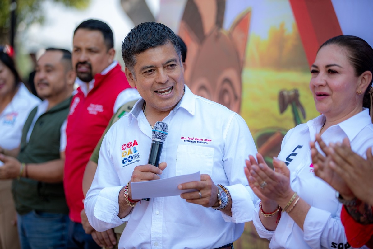 David Sánchez Isidoro, presidente municipal de Coacalco, reconoció y agradeció el apoyo de las familias  | Especial