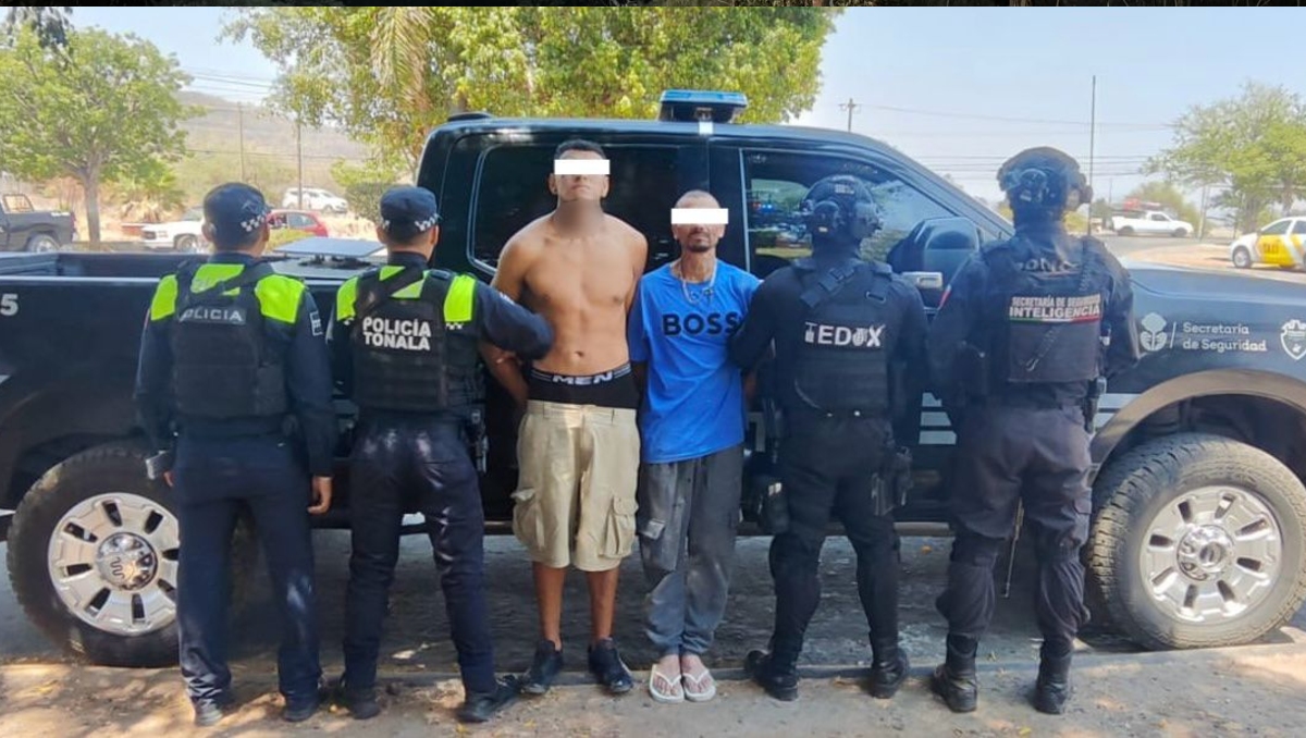 Los detenidos fueron identificados como Carlos “N”, de 43 años, y Gael “N”, de 24 (Foto: Cortesía)