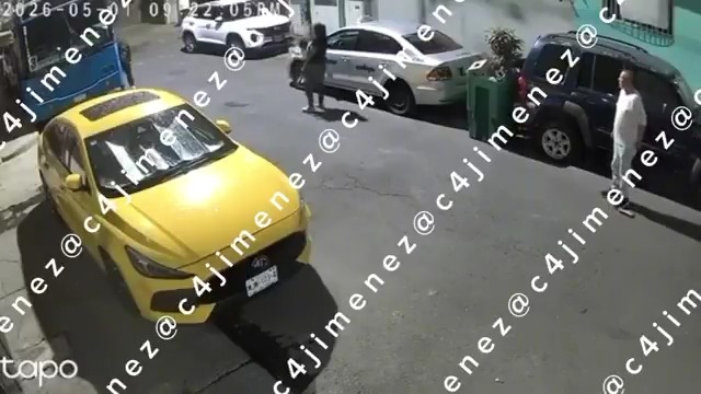La agresión fue captada por una cámara de videovigilancia. | Especial