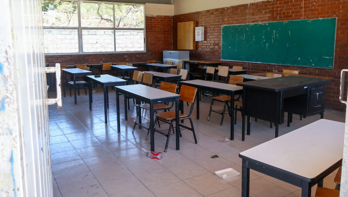 Maestros indígenas de Tehuacán denuncian hostigamiento de autoridades | Especial