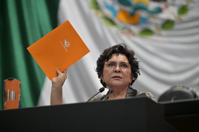Ortega resaltó la importancia del transporte en aeropuertos de cara al Mundial 2026. | Foto: Especial
