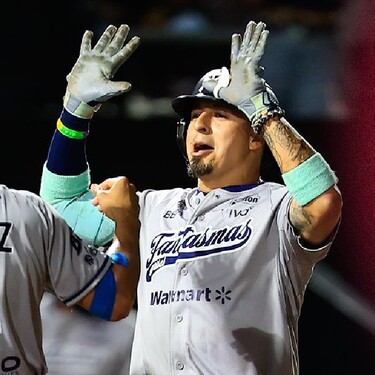 Ramiro Peña brilla en la victoria de Sultanes ante Toros de Tijuana (X @SultanesOficial)