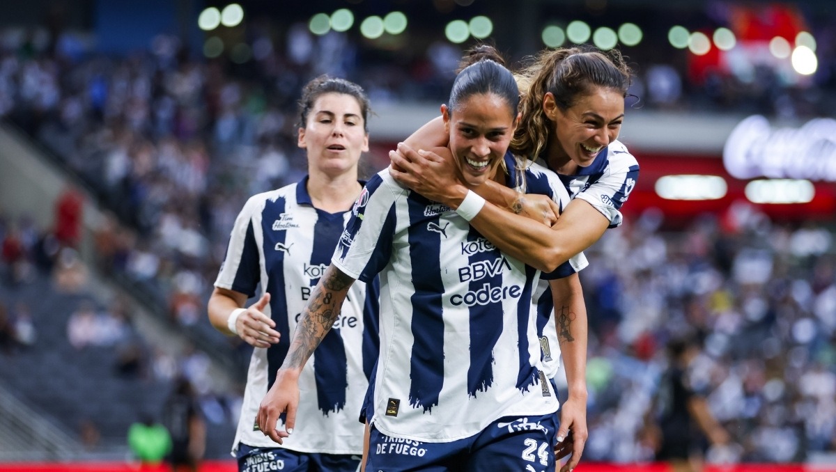 Marcela Restrepo ve a Rayadas enfocadas previo al juego ante Pachuca (Imago7)