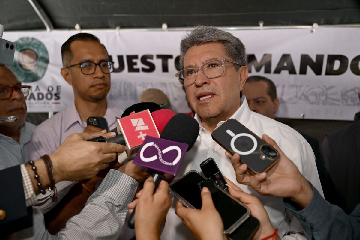 Monreal subrayó que no basta ganar una encuesta en los procesos internos. | Foto: Especial