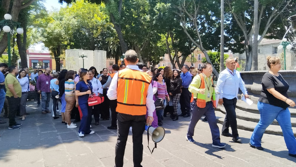 Puebla participa en simulacro de sismo | Angélica Tenahua