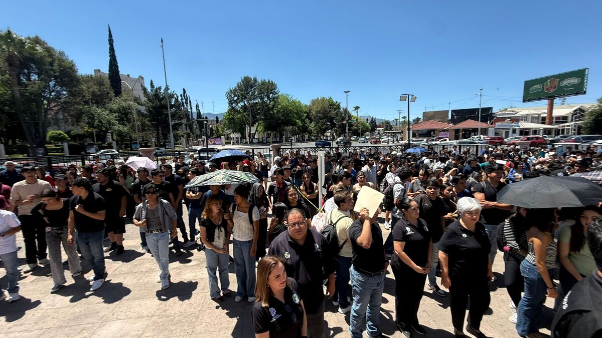 En Saltillo, participan más de 26 mil personas en simulacros. | Kevin Carranza.
