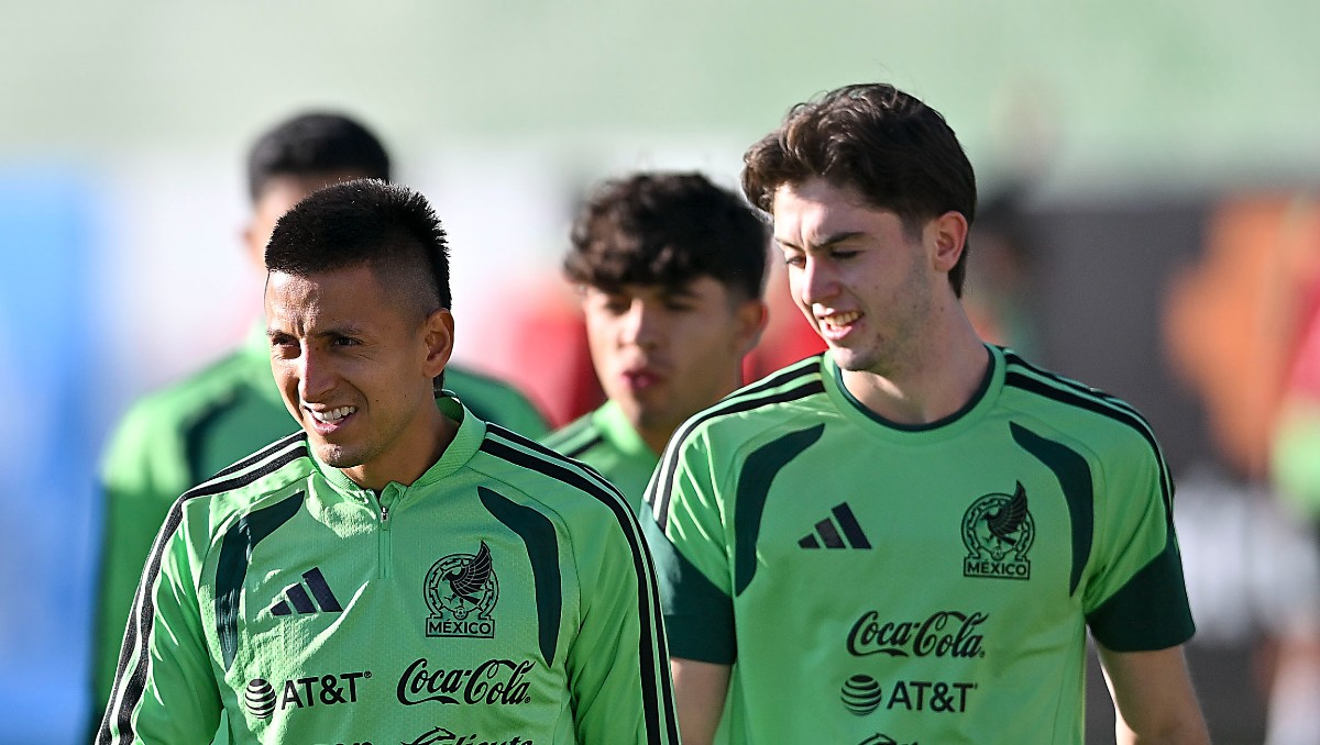 Seleccionados de Chivas responden al llamado de Amaury Vergara y reportan en Verde Valle (Imago7)
