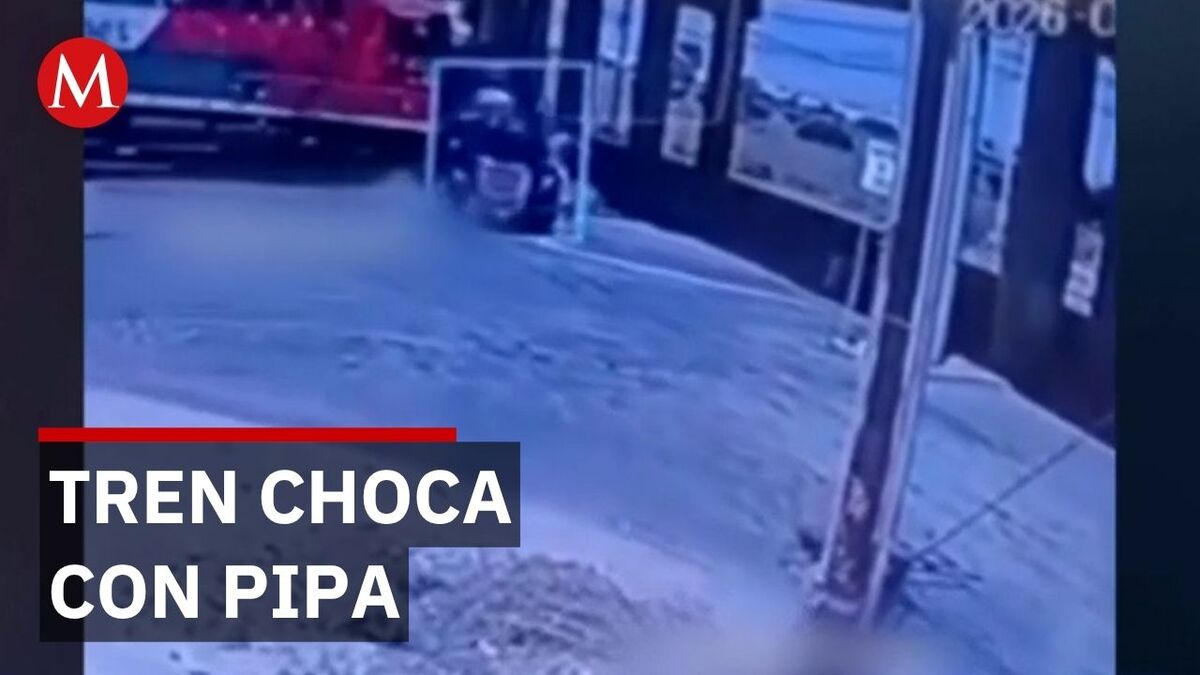 Tren choca contra pipa de gas en Colón, Querétaro; deja 2 muertos
