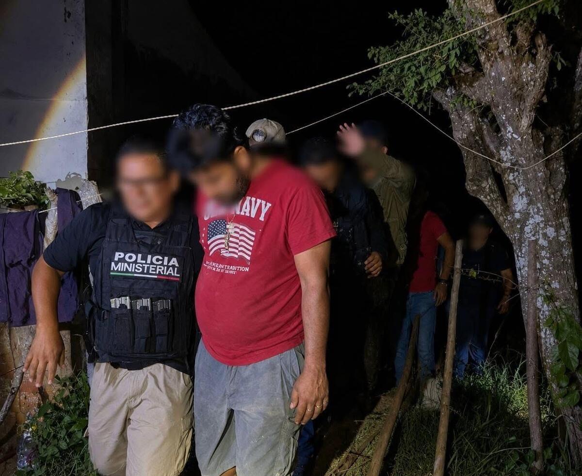 Detienen a jefe de plaza en Santiago Tuxtla, Veracruz.