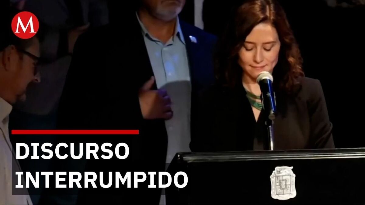 Interrumpen discurso de Isabel Díaz Ayuso en evento realizado en Aguascalientes
