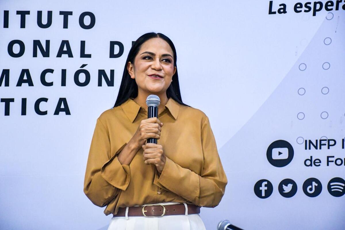 La lideresa morenista encabezó el encuentro. (Foto: especial)
