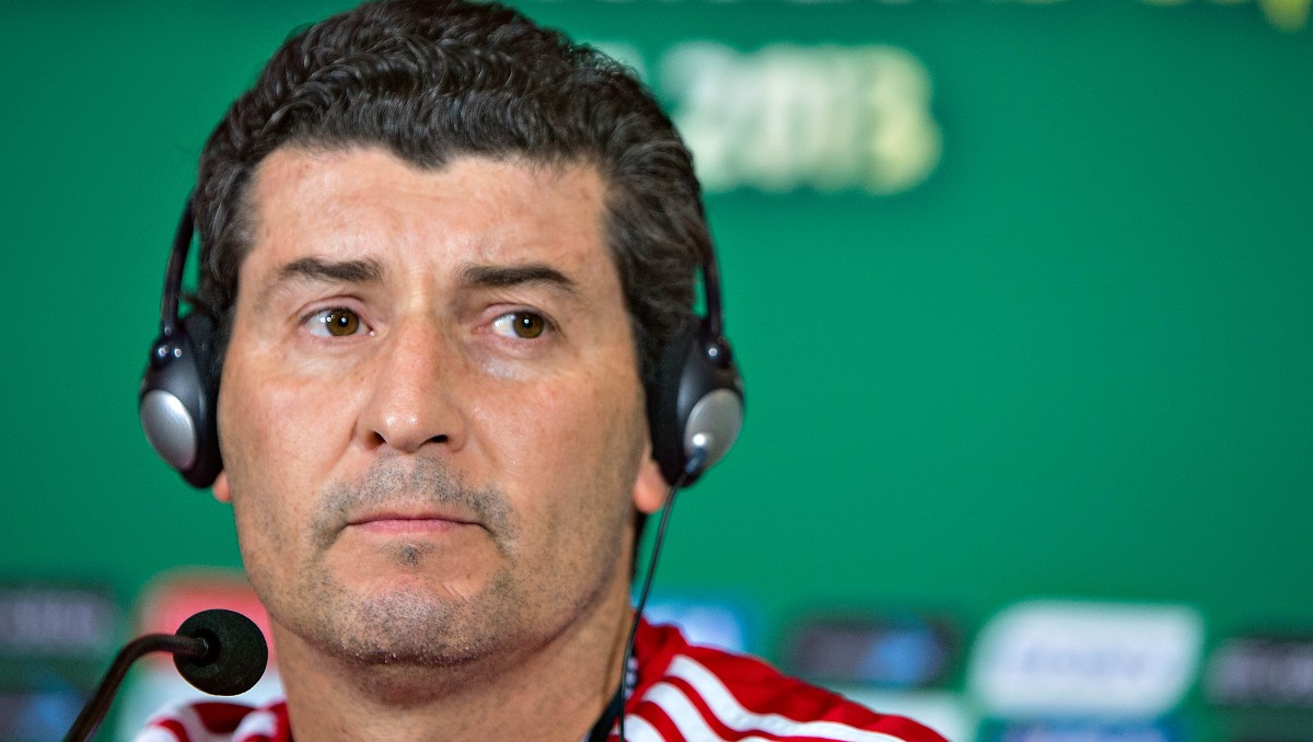 'Chepo' de la Torre, en desacuerco con las concentraciones largas de la Selección Mexicana (Imago7)