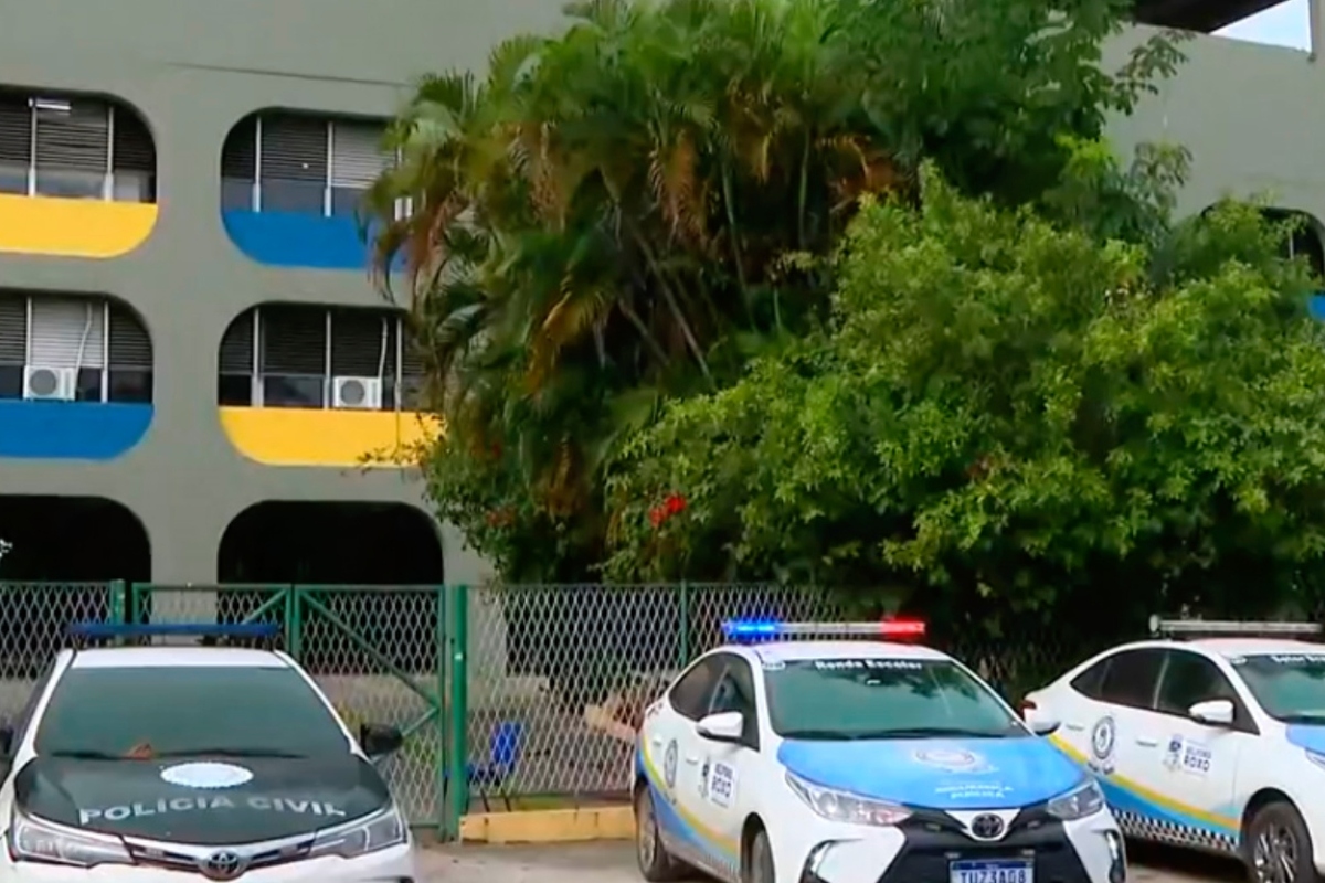 Escuela de Belford Roxo, donde explotó una bomba casera. | (Imagen: TV Globo/YouTube)