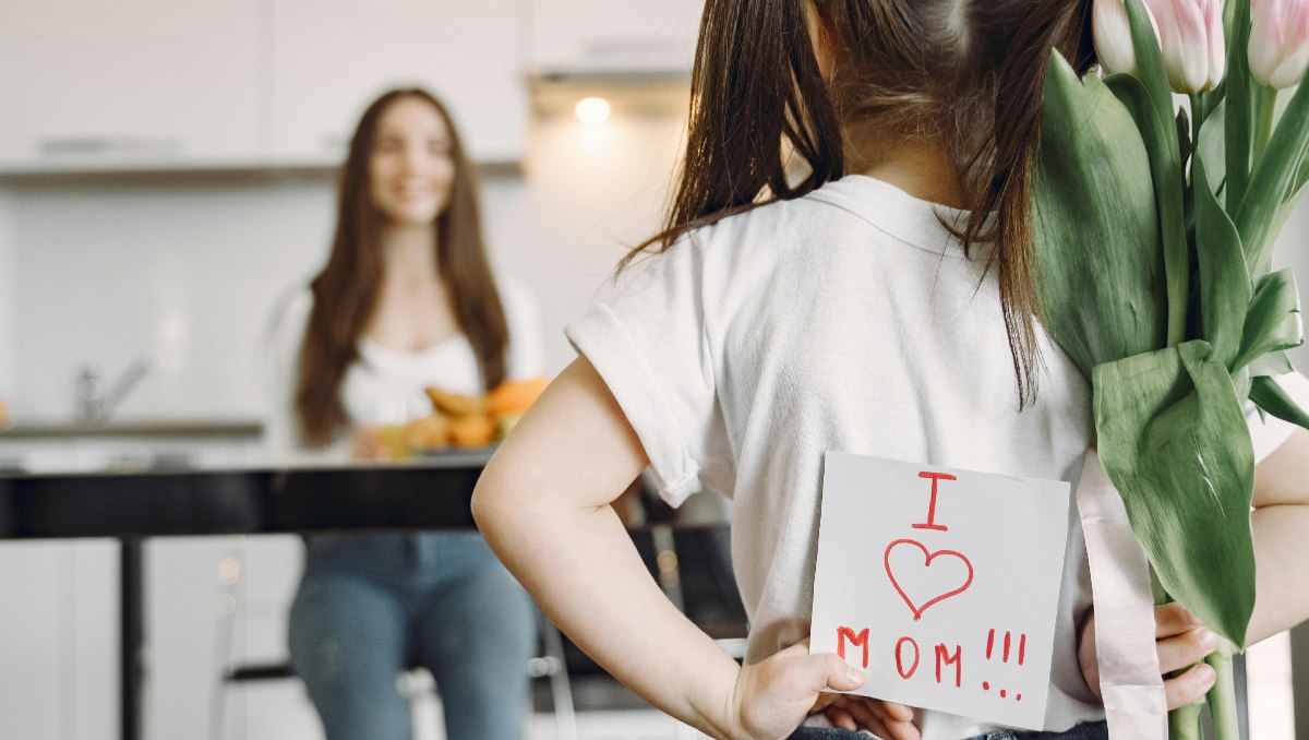 Ideas de regalos para el Día de las Madres: belleza, moda y tecnología para consentir a mamá (Especial)