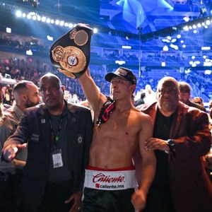 Jaime Munguía conquistó el título supermedio de la AMB al vencer a Armando Reséndiz en Las Vegas, pero más allá del resultado, destacó recuperar la confianza.
