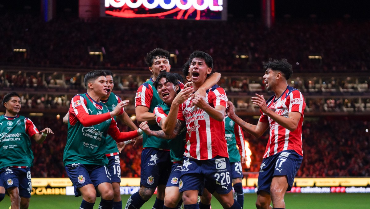 Chivas avanza a semifinales del Clausura 2026 de la Liga MX con doblete de Santiago Sandoval (Imago7)