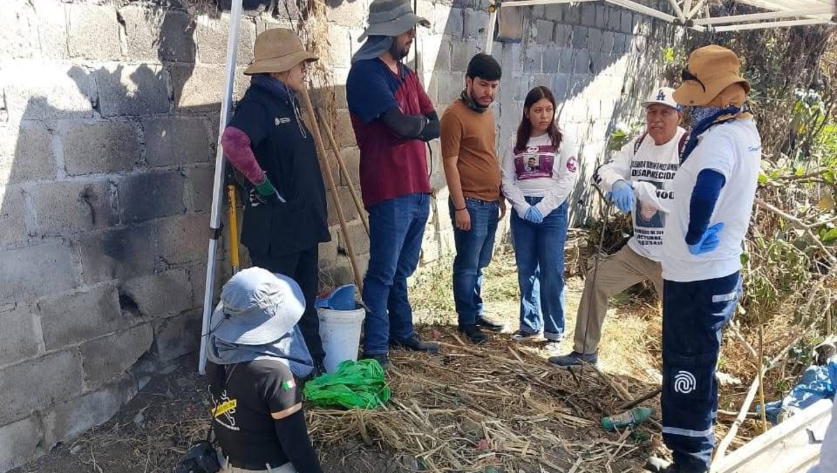 Colectivo no imaginaba que se localizaran tantos restos en el pequeño predio (Foto: Usi Toledo)