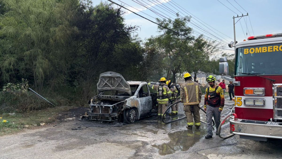 Al lugar acudieron elementos de Protección Civil de Nuevo León, Protección Civil de Santiago y Bomberos de NL | Gabriela Garza