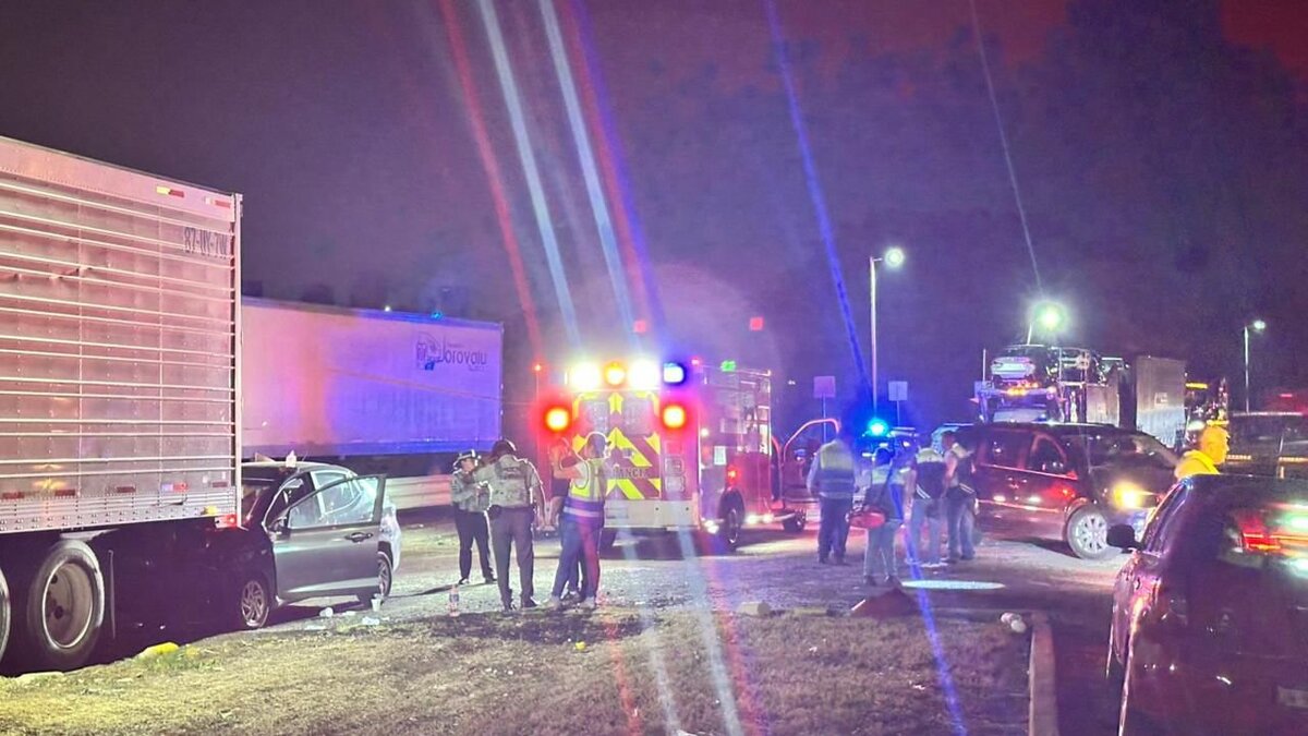 Tres lesionados deja fuerte choque contra tráiler en Libramiento Poniente de Tampico