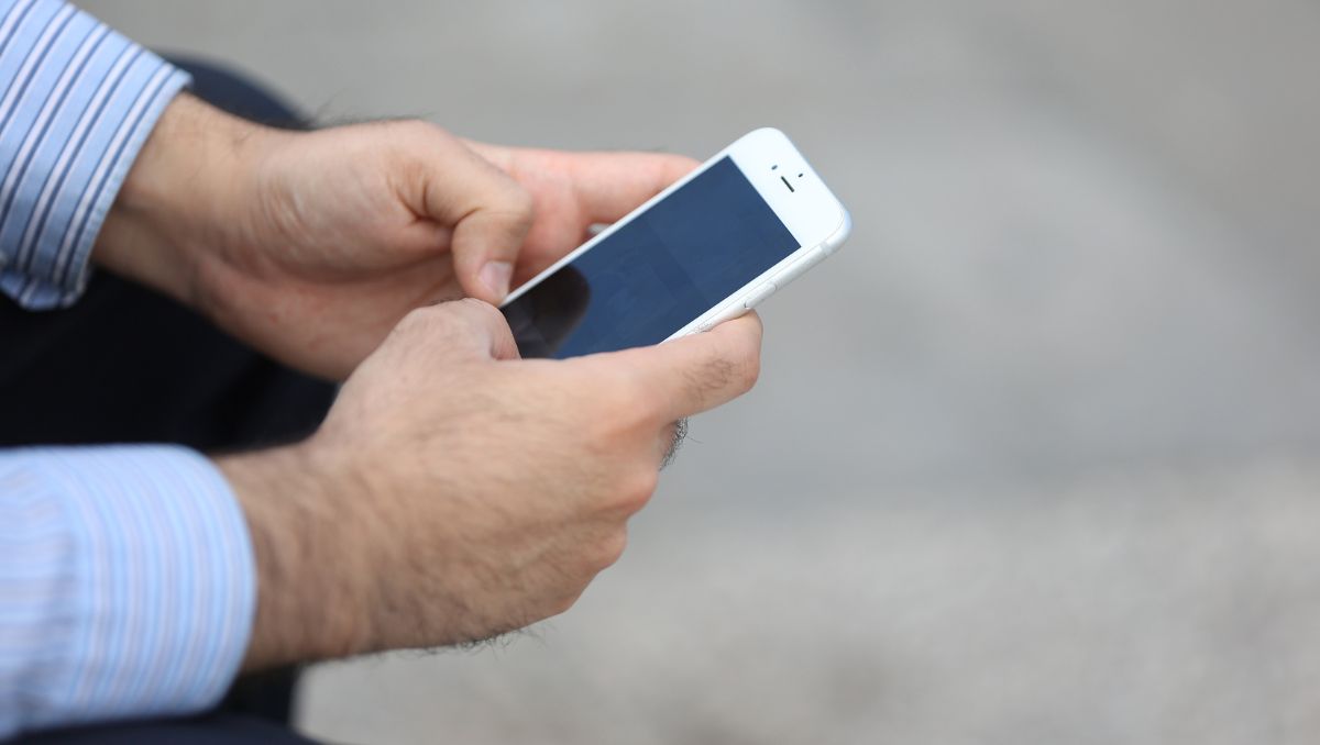 Los expertos en telecomunicación afirman que se hará efectiva la suspensión al llegar la fecha límite del registro | Jorge López