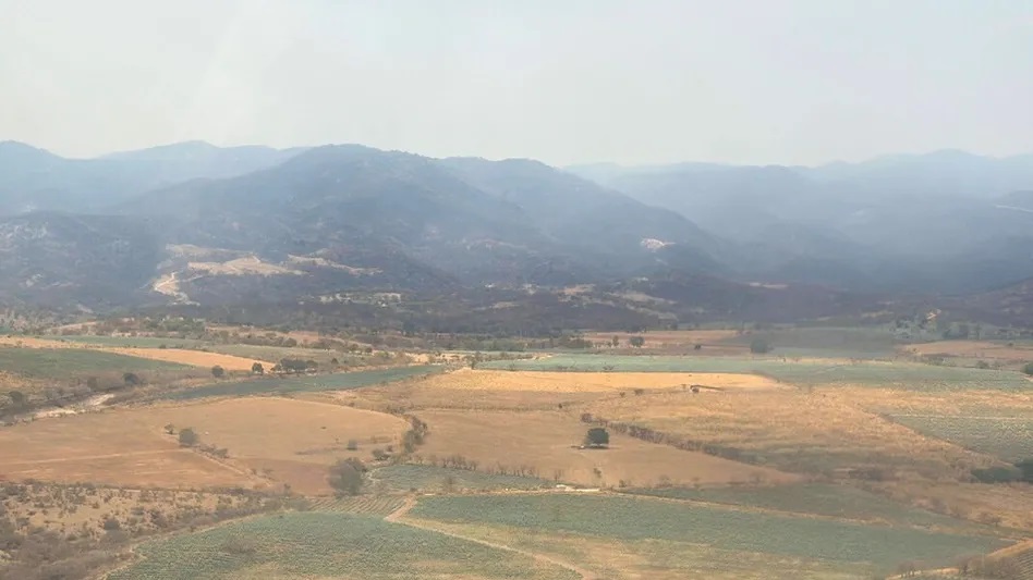Zona de incendios en Sierra de las Moras. (Especial)