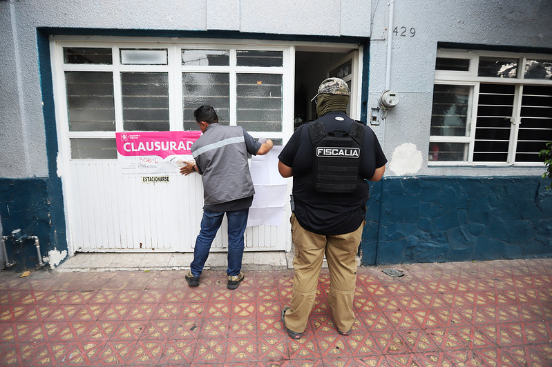 El anexo fue  clausurado por la ausencia de licencias municipales y permisos. (Cortesía)