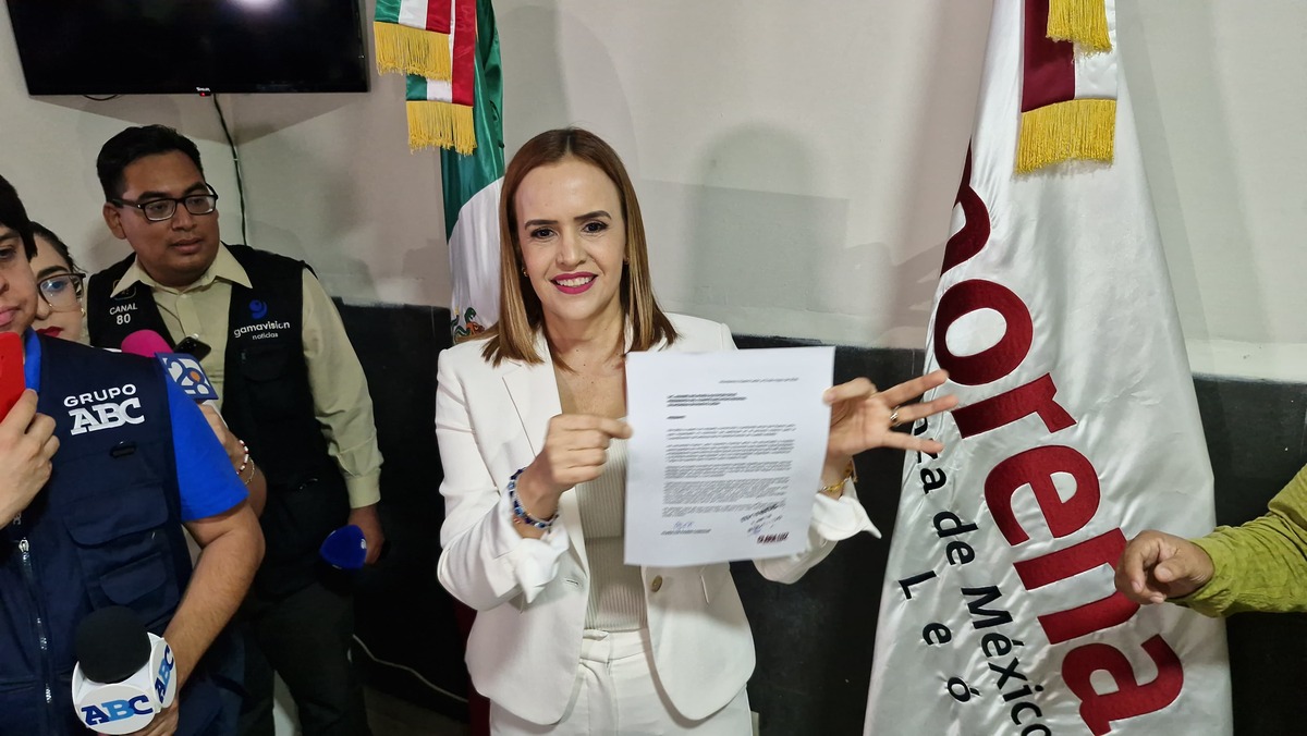 Clara Luz Flores buscará la candidatura de Morena para la gubernatura de Nuevo León. | Foto: Orlando Maldonado
