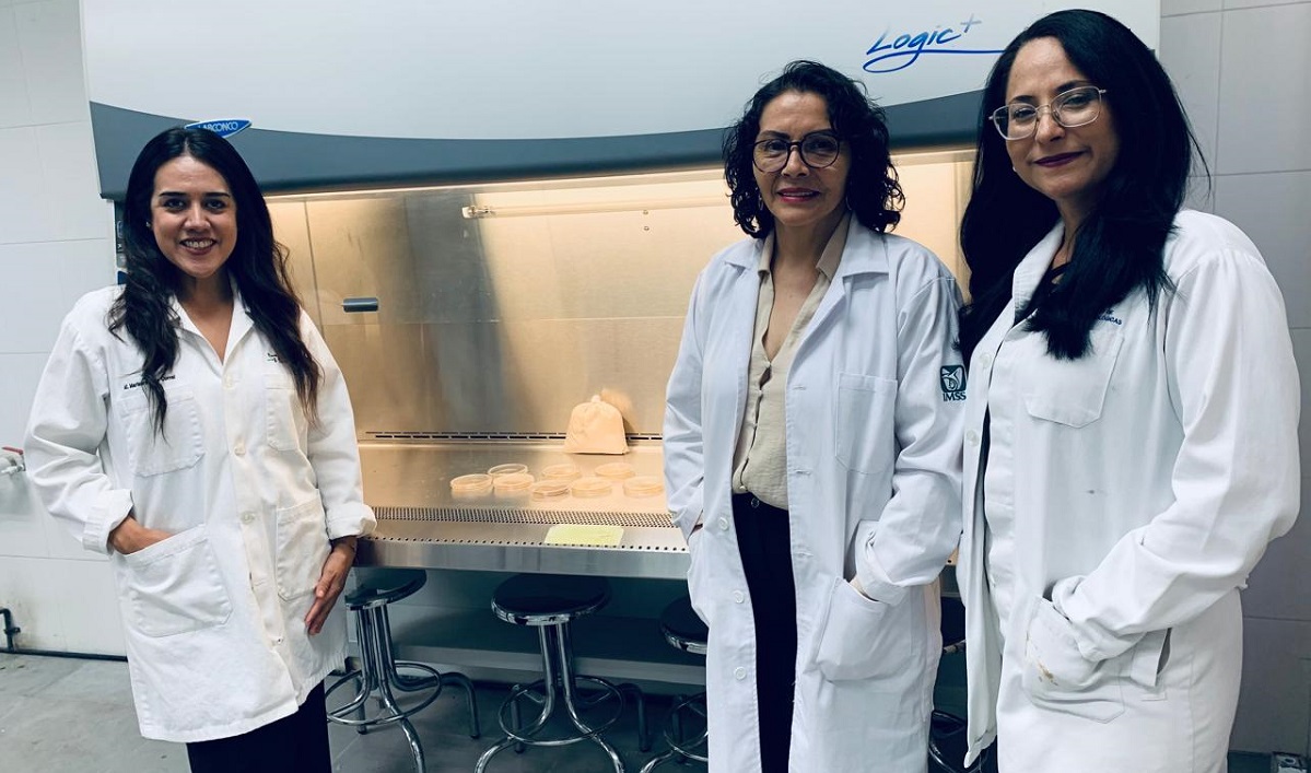 Doctoras Mariana Mesta Corral, Gabriela Vargas González y Martha Lizeth Quintana Burciaga. (Cortesía)
