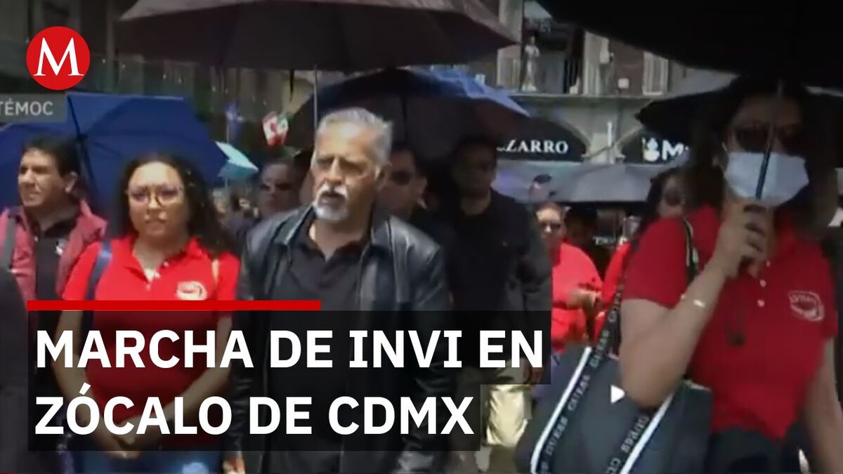 Trabajadores del INVI marchan al Zócalo por aumento salarial