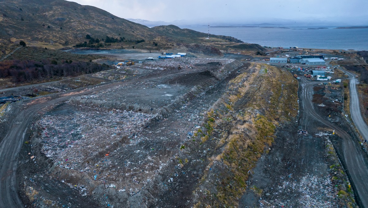 Vertedero municipal en Ushuaia, Tierra del Fuego, Argentina. | AFP