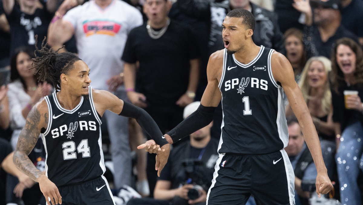 Wembanyama reaparece para darle la ventaja a los Spurs en las Semifinales ante Timberwolves (EFE)