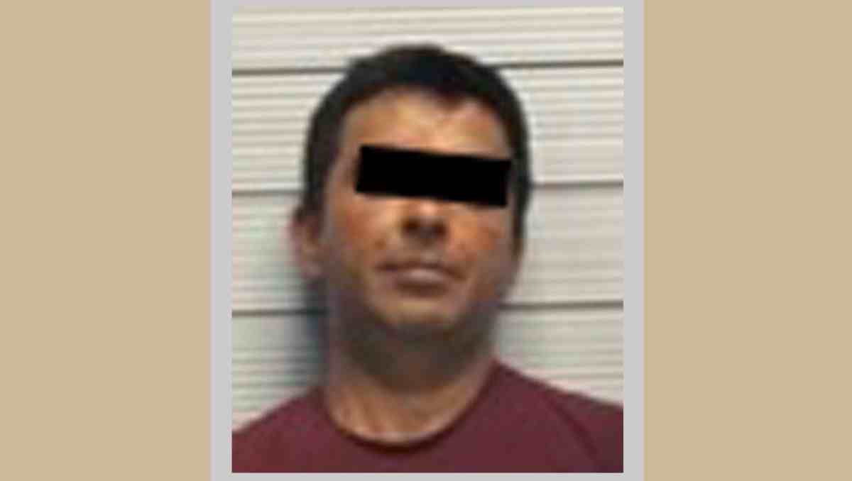Capturan en San Pedro Tultepec a hombre con presunta mariguana y cristal; dijo tener nexos con el CJNG. Foto: Especial