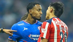 Las Chivas pudieron sacar el empate a Cruz Azul en las Semifinales de la Liga MX; resolverán la serie en la vuelta