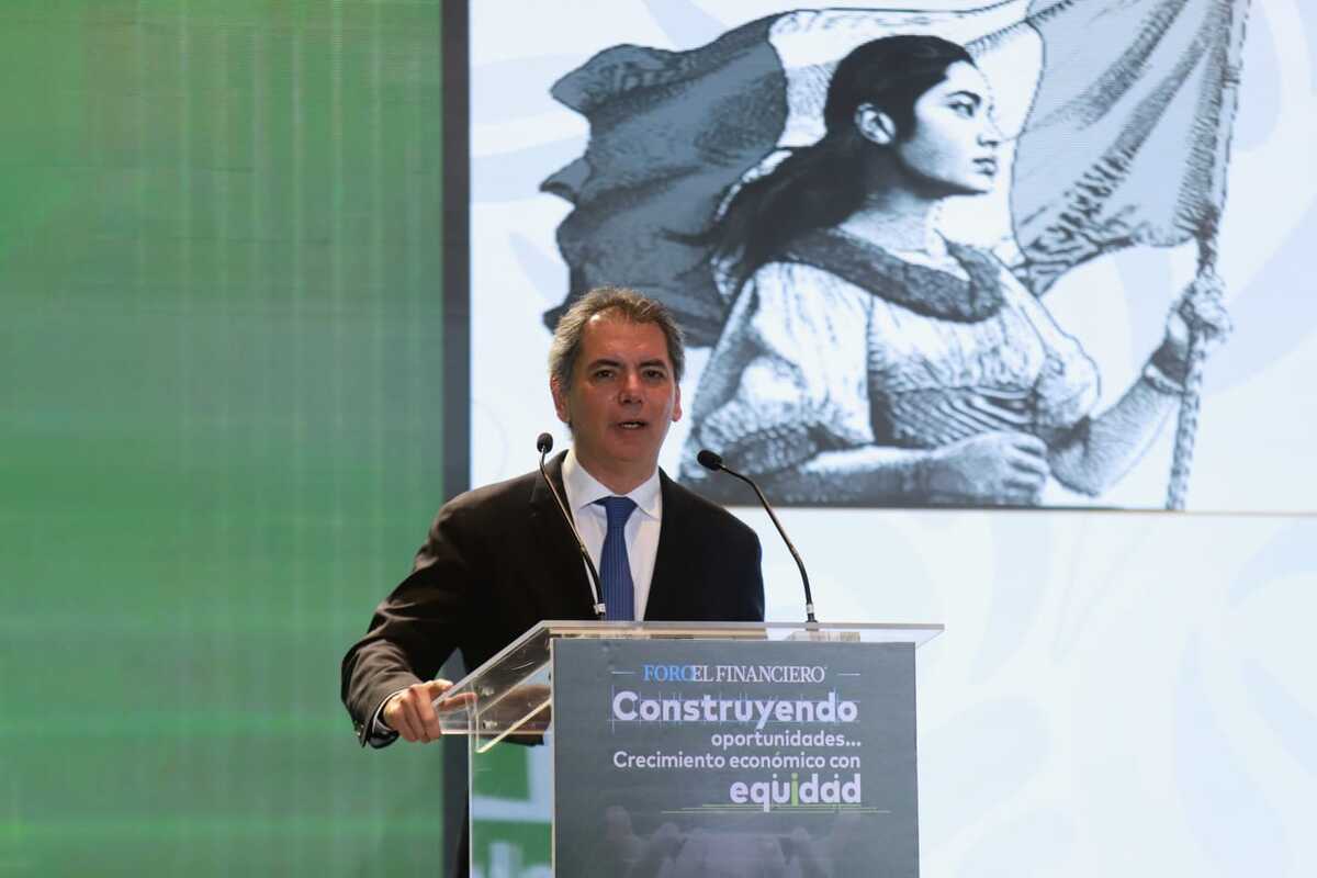 Se estima que la deuda neta del gobierno general aumentará hasta cerca de 54 por ciento del PIB en 2029. | Foto: Juan Carlos Bautista