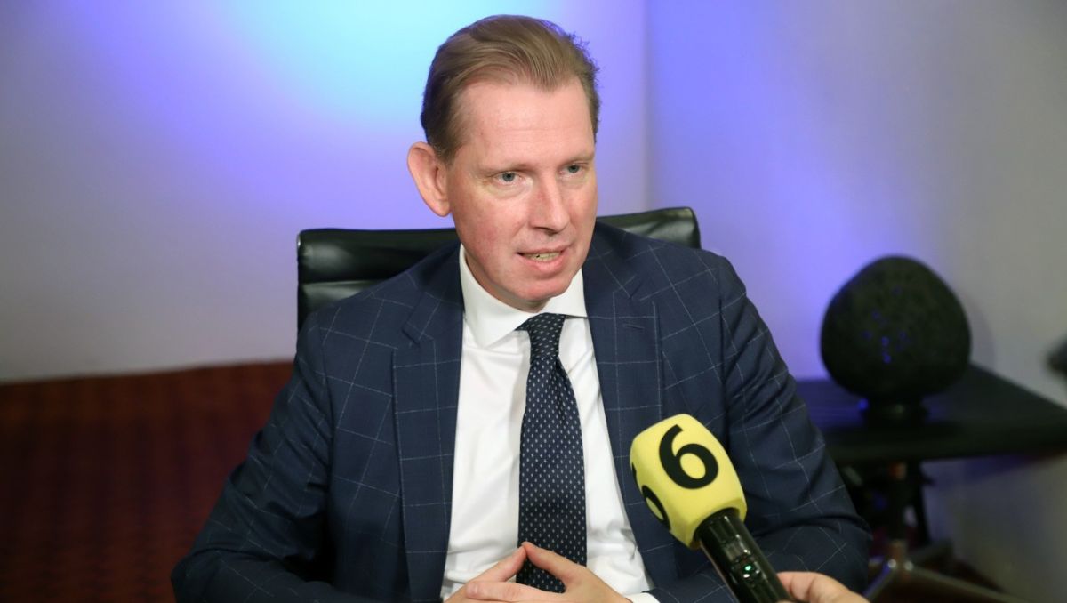 Habló de la magnitud de la planta de Volvo y el papel de su selección. L. Guerra y Reuters