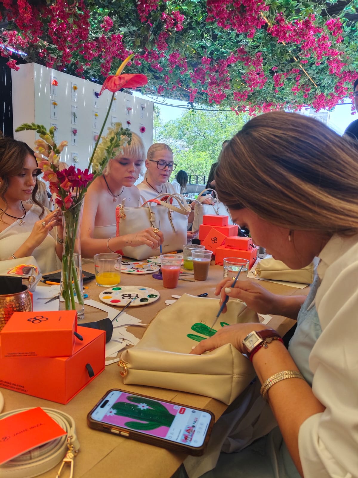 Jaime Ibiza ofrece experiencia para impulsar la creativiidad de las mujeres / Adriana Jiménez