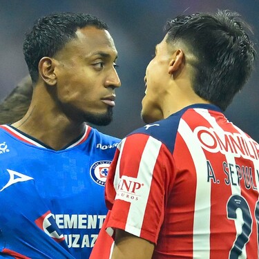 Las Chivas pudieron sacar el empate a Cruz Azul en las Semifinales de la Liga MX; resolverán la serie en la vuelta