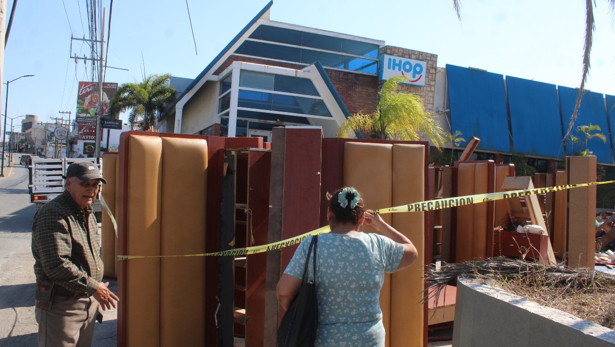 Cierre de IHOP en Tampico. (Yazmín Sánchez)