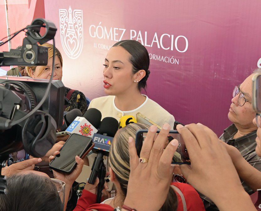 En Gómez Palacio, alcaldesa rechaza censura y denuncia desinformación. | Especial.