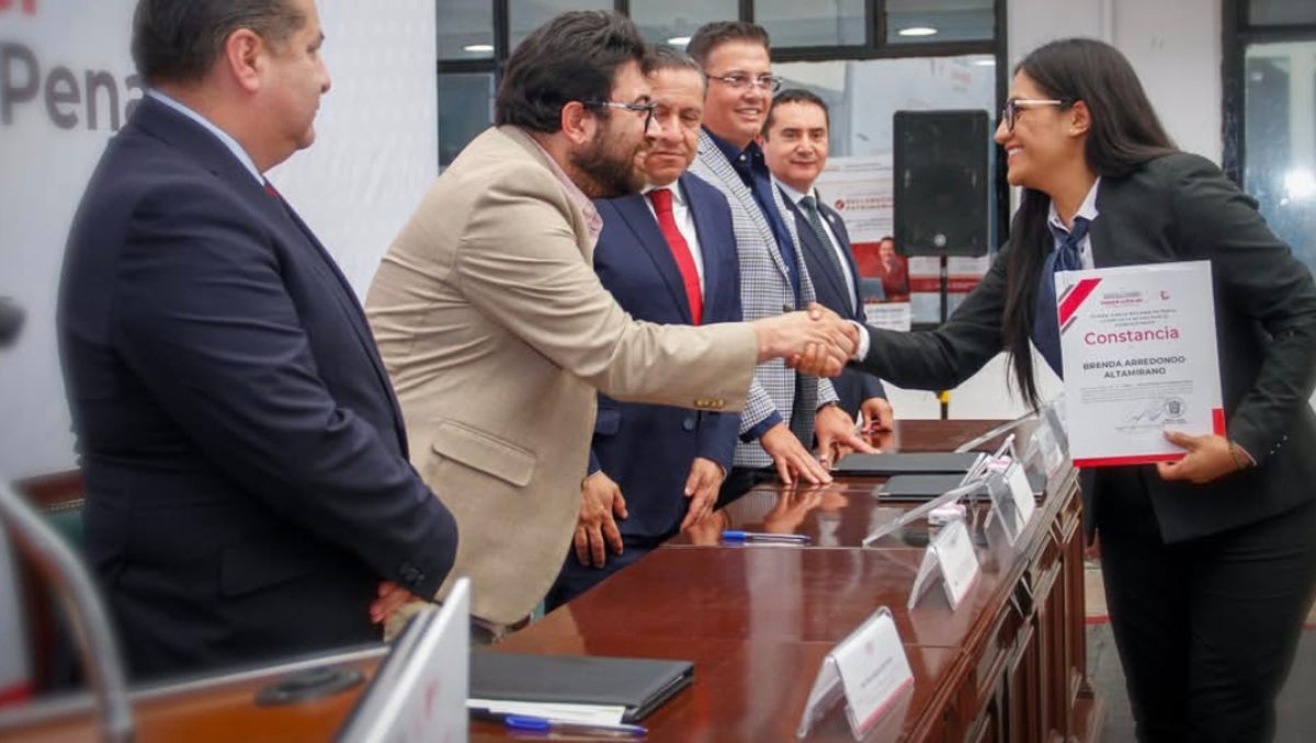 Clausura y Entrega de Constancia Curso-Taller del Sistema Acusatorio Penal. | Foto: @gobnau