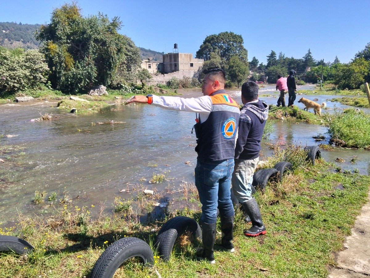 Fuga de agua en San Francisco Tlalnepantla, Xochimilco. | Foto: Alcaldía Xochimilco