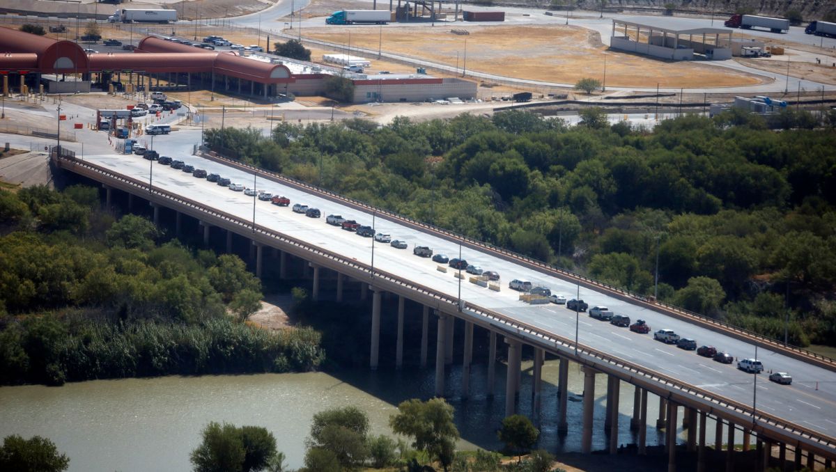 La funcionaria estadunidense destacó que la infraestructura debe mantenerse al margen de posturas políticas. Jorge López