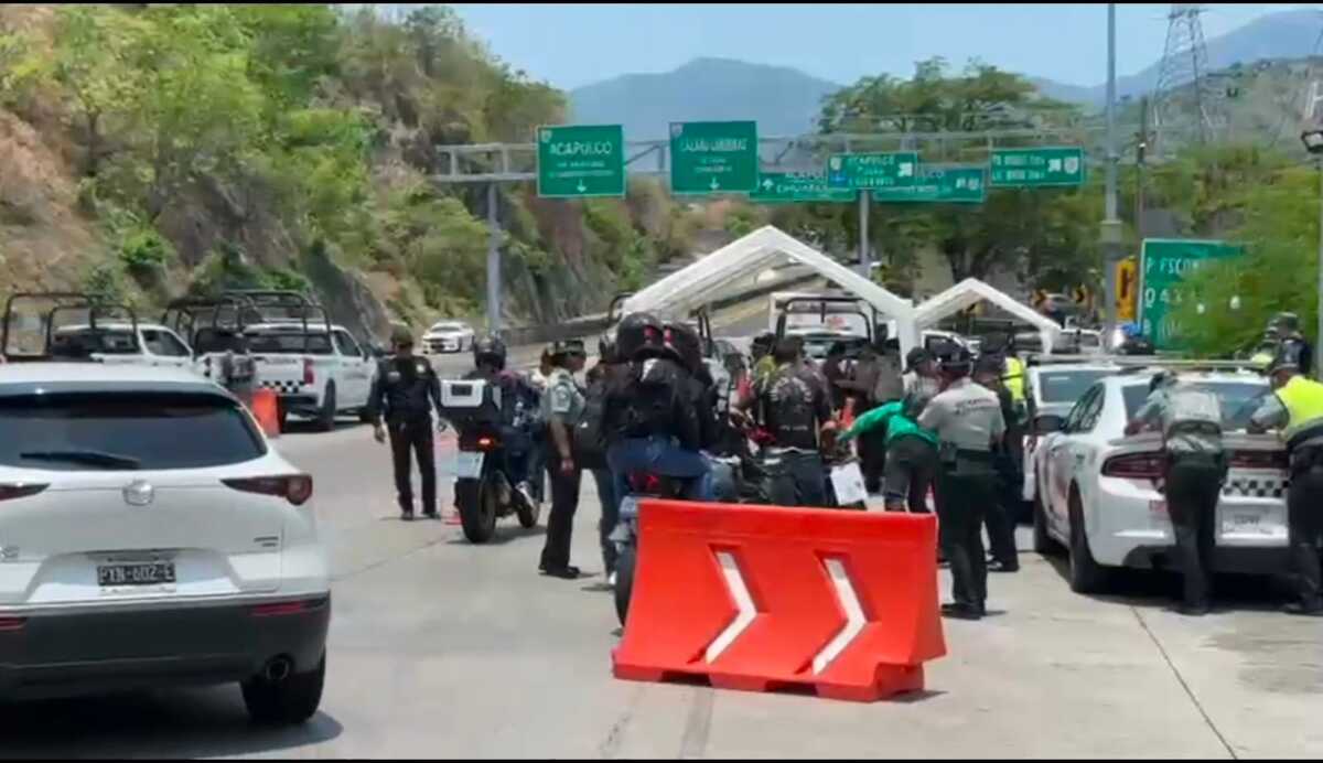 Los motociclistas señalaron que van a otros destinos del estado de Guerrero y de Oaxaca. (Foto: especial)