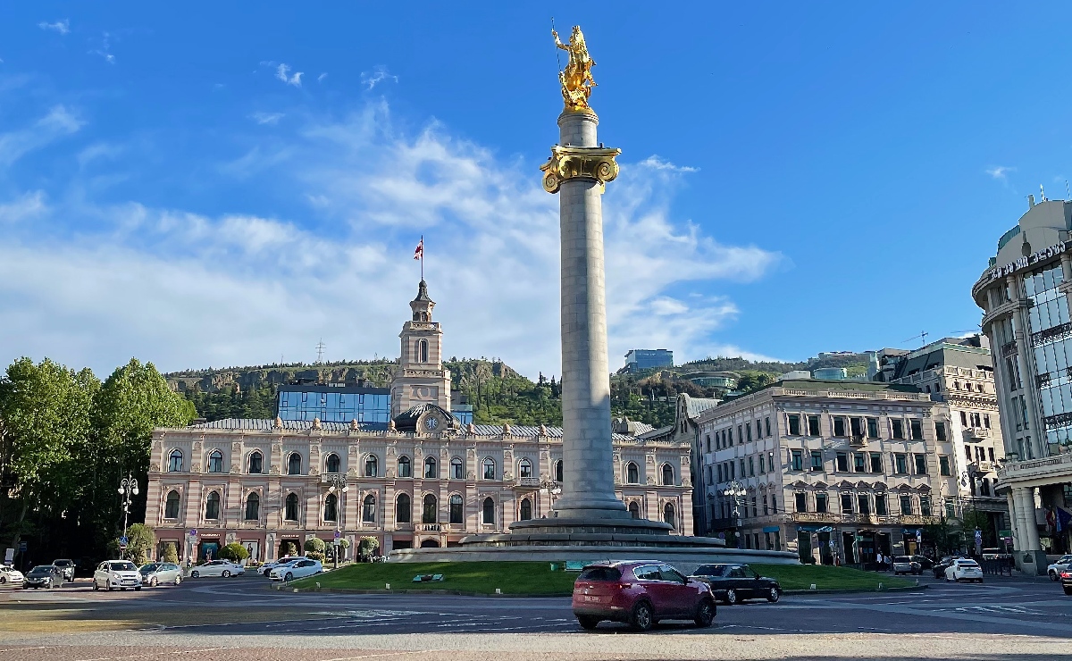 Plaza de la libertad en Tbilisi (Tiflis en español), Georgia. (Wikimedia Commons)