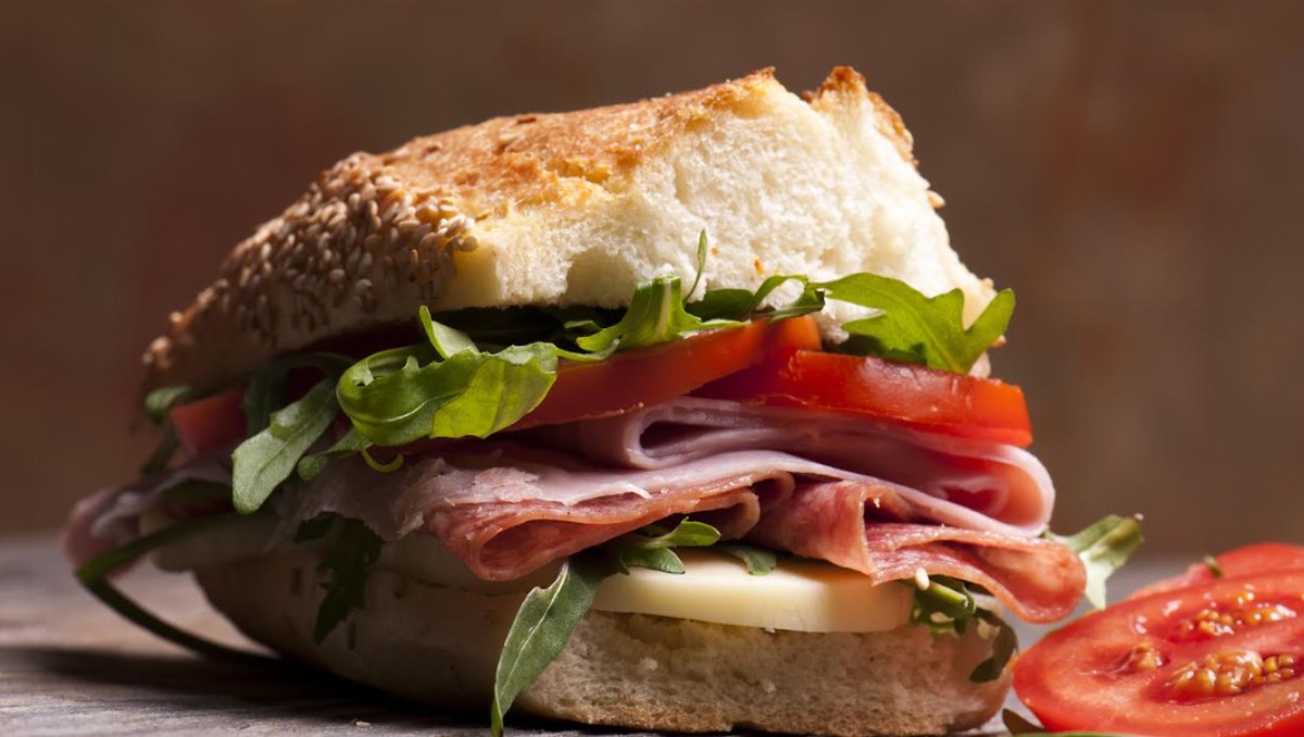 10 alimentos con más sodio del que imaginas; así afectan tu salud (Foto: Shutterstock)